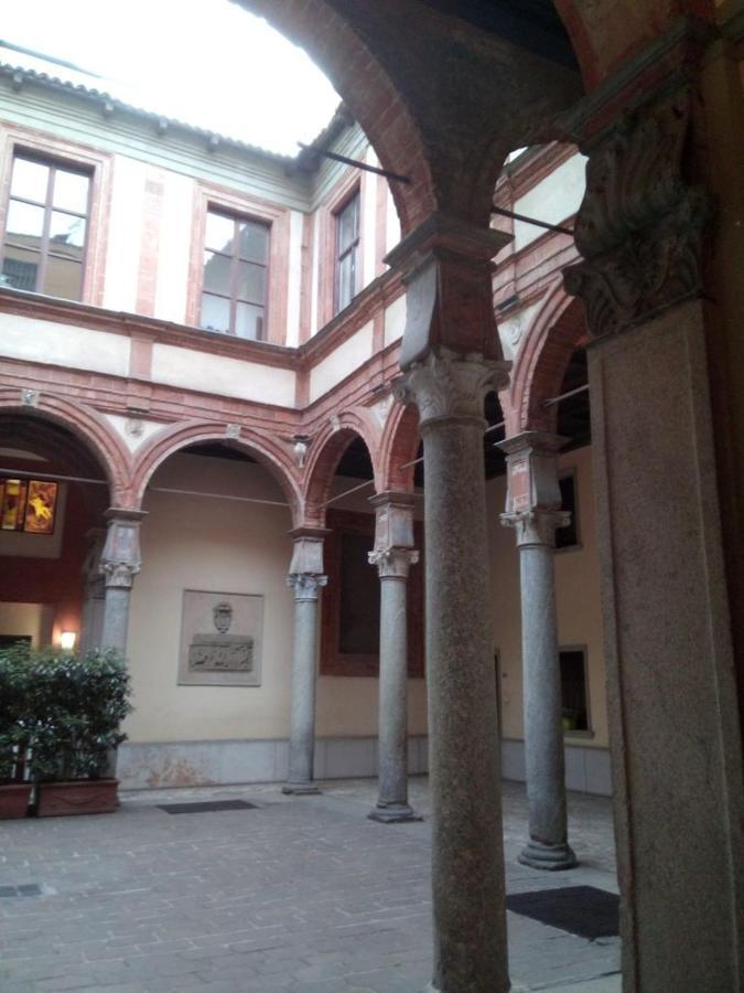 Lovely Apartment Piatti Duomo Milan Exterior photo