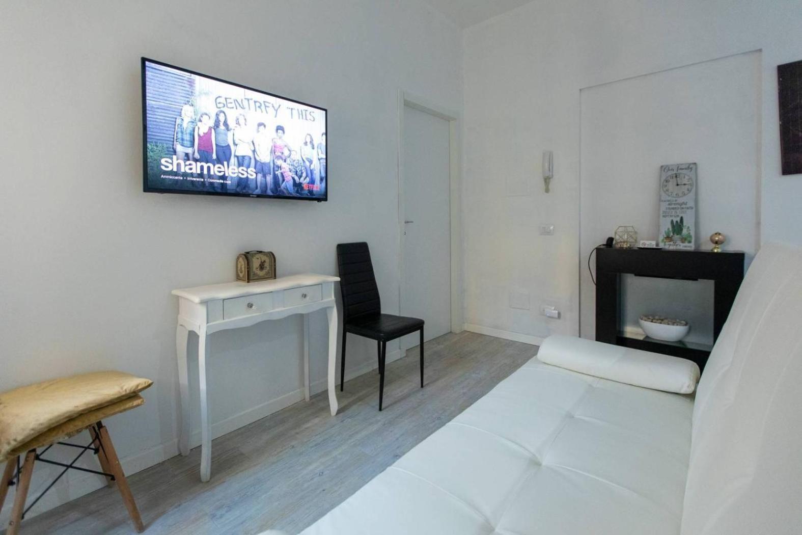 Lovely Apartment Piatti Duomo Milan Exterior photo